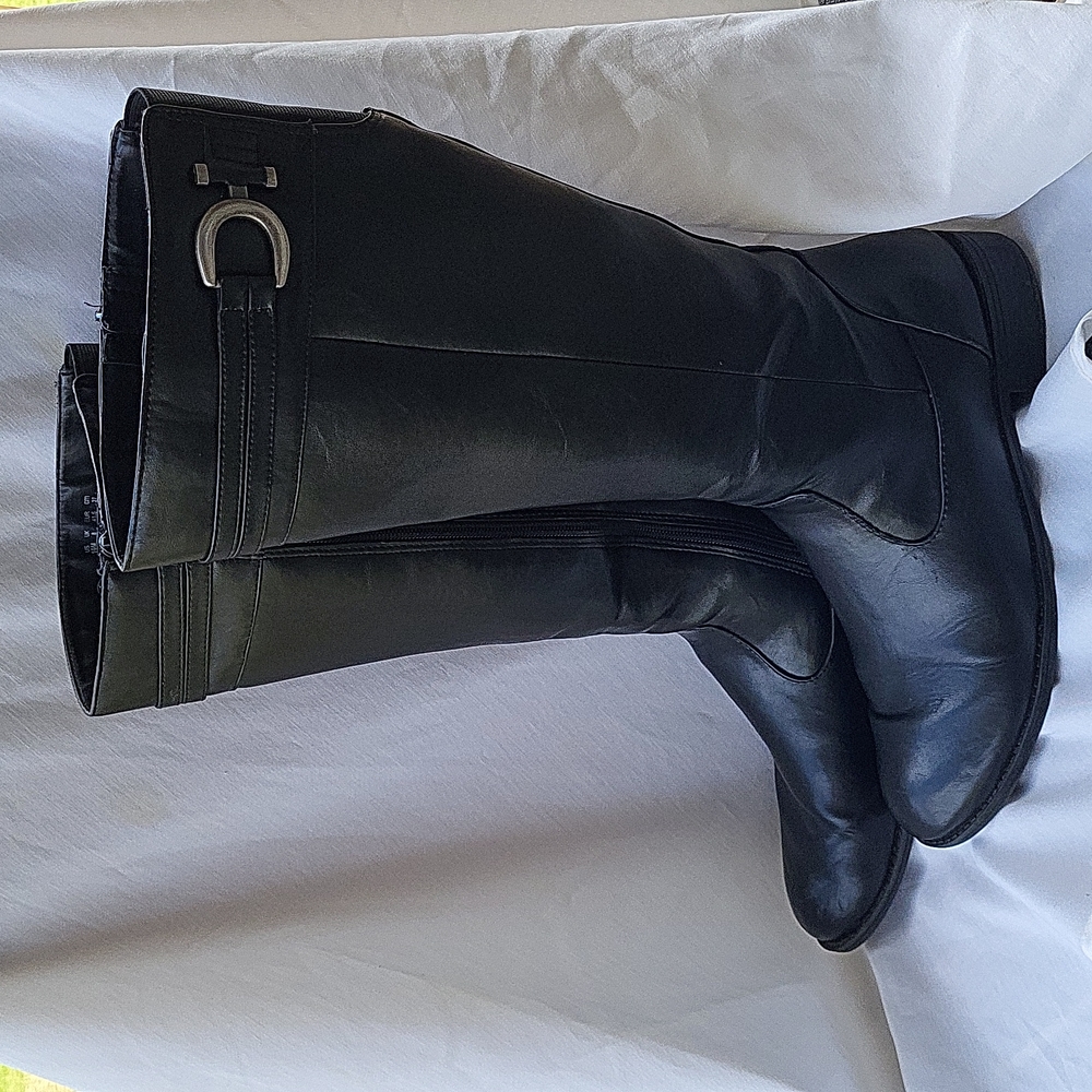 EUC Life Stride Boots